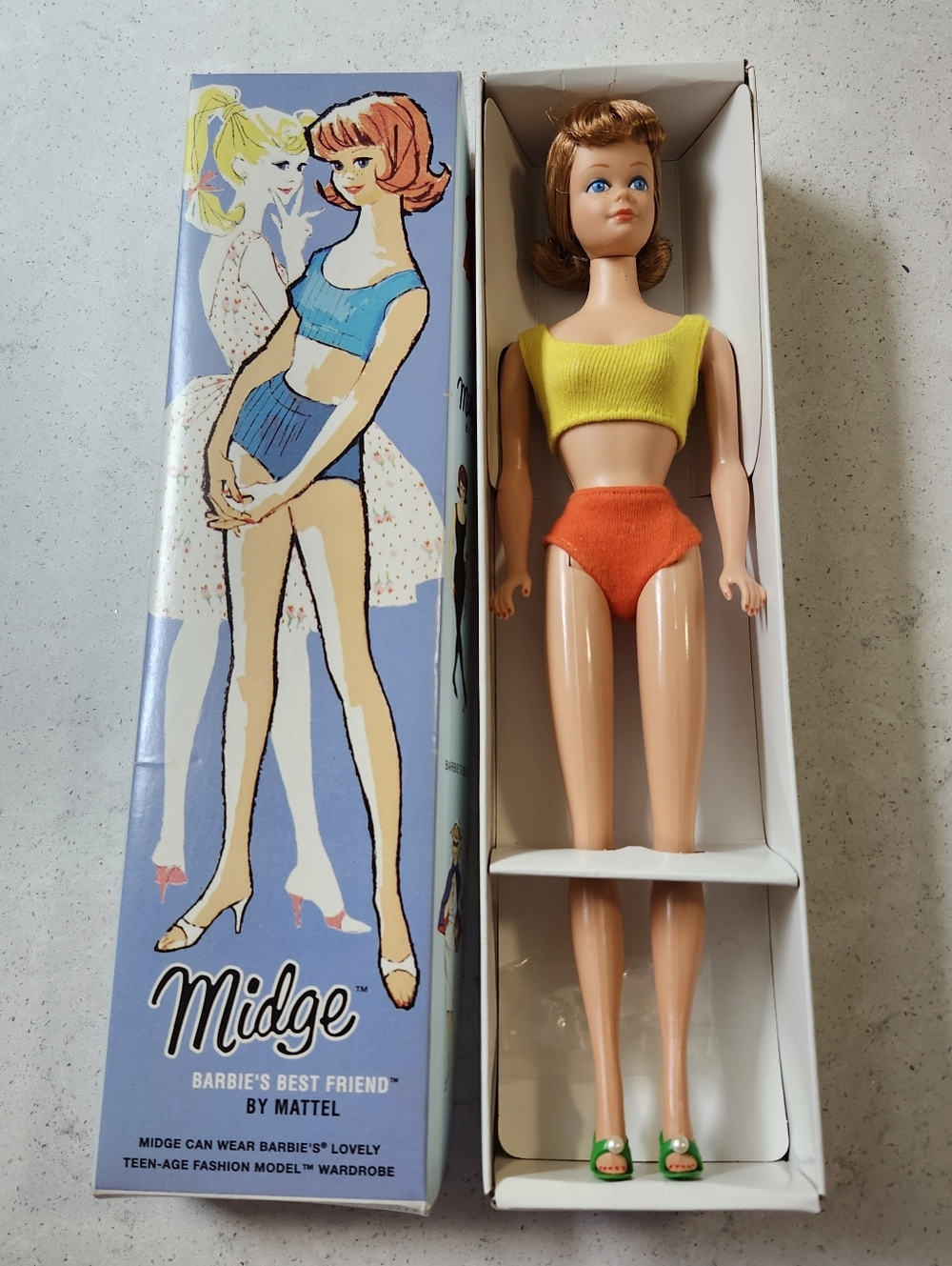 Vintage 1962 Midge Barbie's Best Friend #860 Blonde Blue Eyes Swim Suit Box